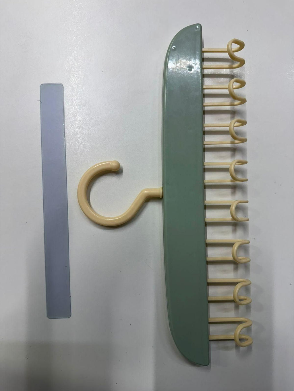 Multifunctional Plastic Hanger with Metal Hooks (Pack of 2)